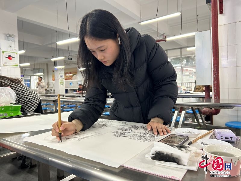 绵阳市涪城区举办美术教师专业素养竞赛活动