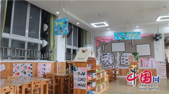 宜宾市菜坝镇中心幼儿园：悦见环境 对话支持 共生发展