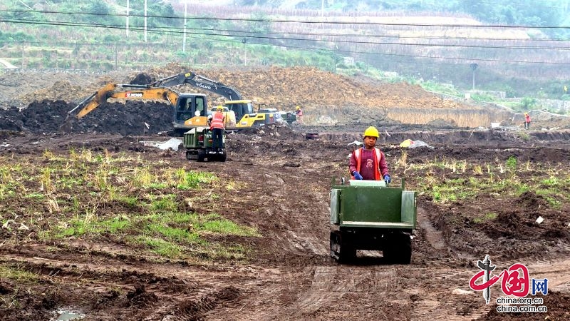 高县：抢抓冬闲筑“耕”基 高标准农田建设忙