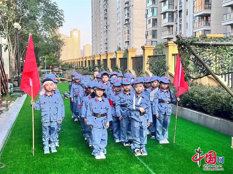 一抹迷彩，點亮童年 | 江陽區(qū)茜草幼兒園開展情境式國防游戲展練活動