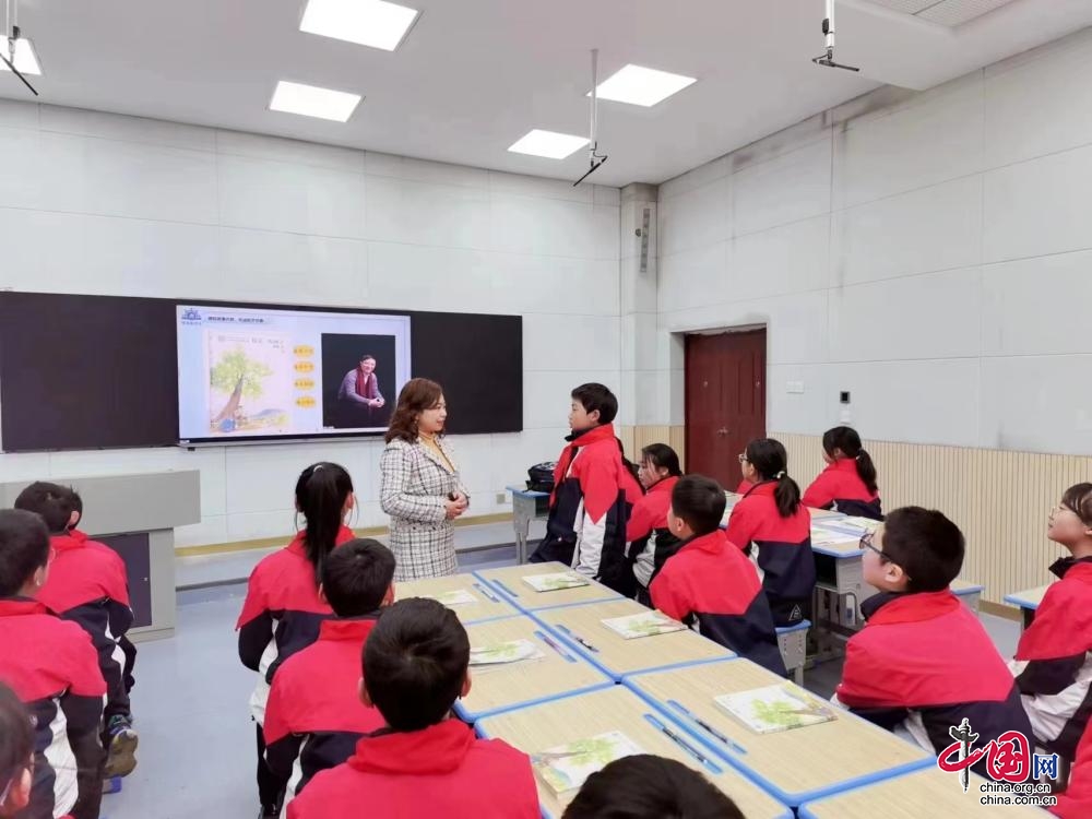 四川平昌县开展节水宣传进校园活动