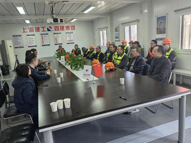 射洪市在沪农民工综合党委召开农民工党员代表、入党积极分子座谈会