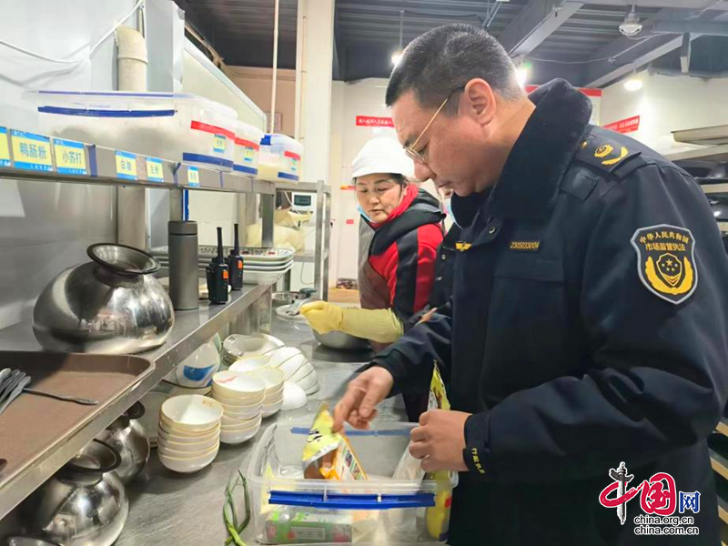 广汉市市场监管局多措并举保障“年夜饭”食品安全