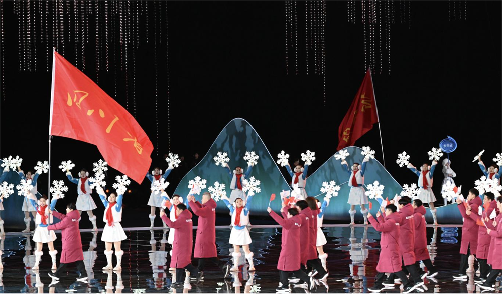 登场即震撼 亮相即称雄丨32金87牌！“十四冬”四川体育代表团名列全国第三 四川冰雪为体育强省建设注入强劲动力