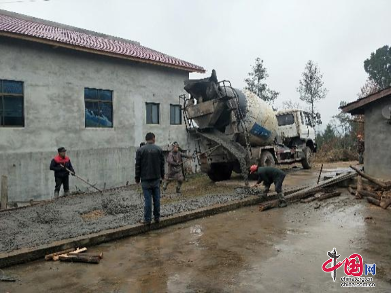 广元昭化区：“泥泞”变坦途 出行更舒心