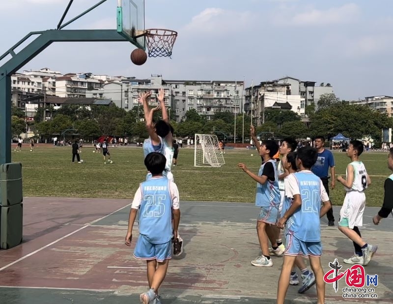 永不停息 再创辉煌——宜宾市南溪区裴石中心校参加区中小学生篮球赛再夺桂冠