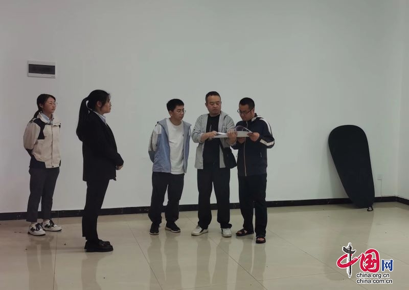 兴文县总工会指导基层工会职工阵地建设工作