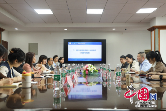 四川托普學院與桂林資訊科技學院簽訂校校合作協議