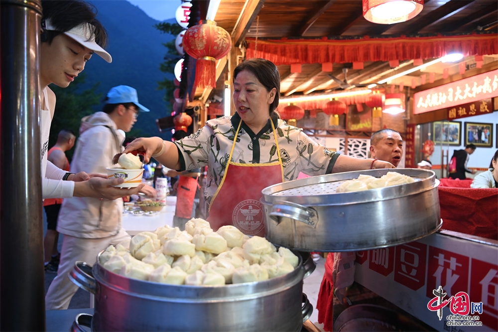 汶川映秀近40家餐饮企业免费送出3000余份爱心早餐 助力汶马健儿跑出佳绩