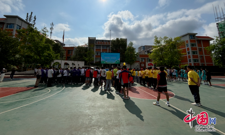 “普特”携手同行 传承非遗技艺——南充高中顺庆校区学生走进南充市特殊教育学校