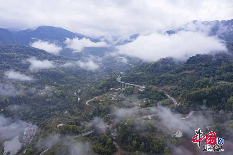 瀘州市合江縣：加快“四好農(nóng)村路”建設(shè) 全力助推鄉(xiāng)村振興