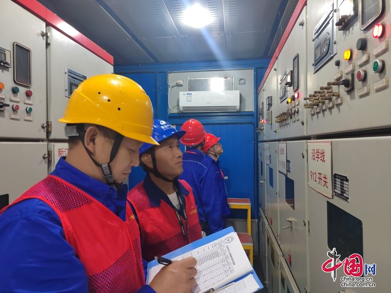 國網宜賓供電：全程值守 站好“高考保電崗”