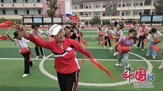 綿陽市梓潼縣雙板鎮小學校積極開展社團活動