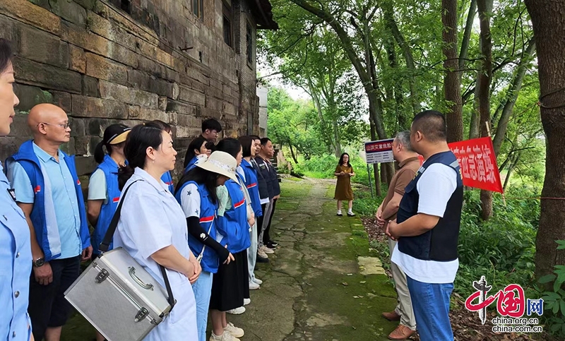 自貢市沿灘區鄧關街道積極強化抗洪救災準備