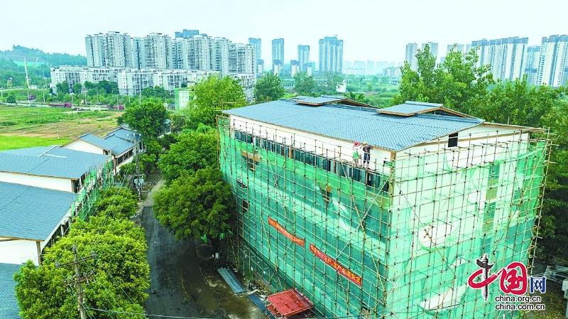 完善功能配套 提升對外形象——南充市嘉陵區(qū)文峰老街改造項目進度過半