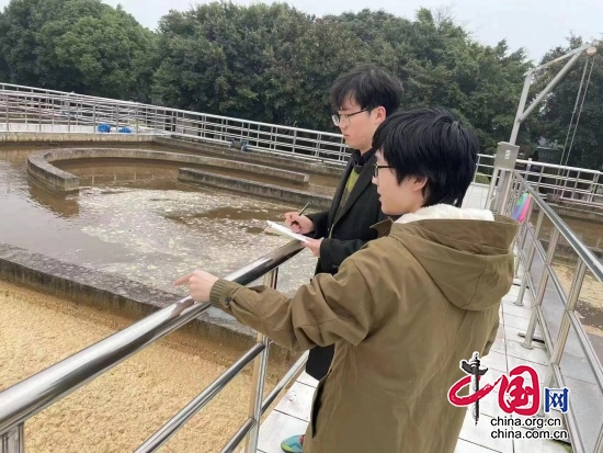 生態(tài)文明建設(shè)的青春力量 四川師范大學(xué)大學(xué)生團(tuán)隊創(chuàng)新研發(fā)綠色環(huán)保新材料