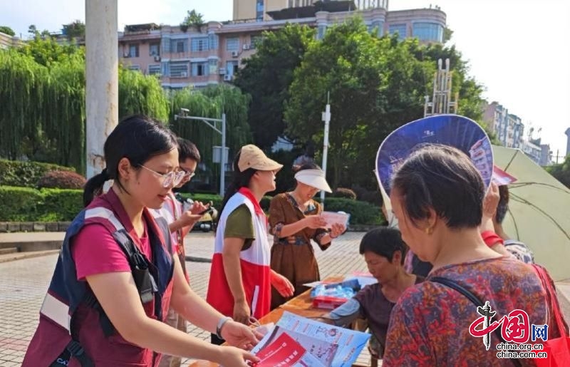 宜賓市南溪區(qū)衛(wèi)生健康局組織開展“世界肝炎日”宣傳活動(dòng)